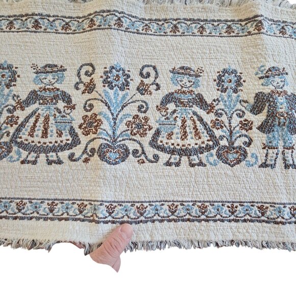 Vintage Raw Edge Hem Scandinavian Folk Art Linen Embroidered Table Runner 35"x13 - Picture 8 of 9